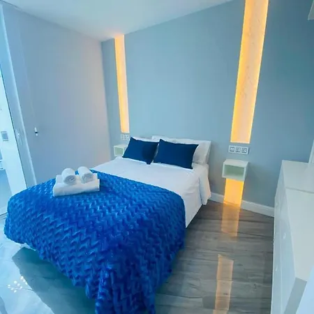 Luxury Golf By Paramount Holidays Villa